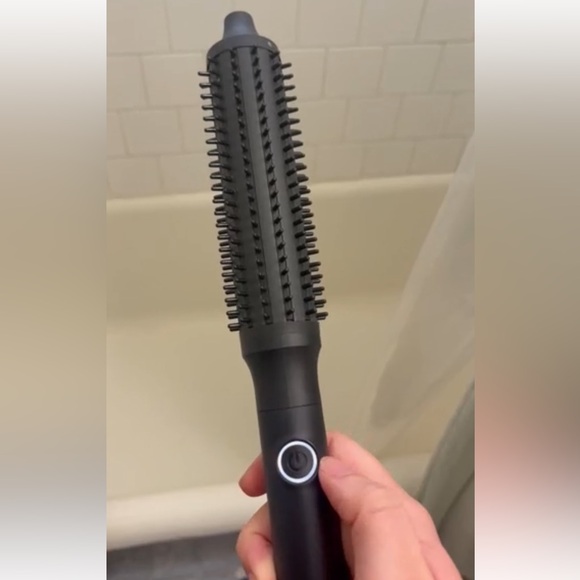 GHD Rise Volumizing Hot Brush - Picture 3 of 3